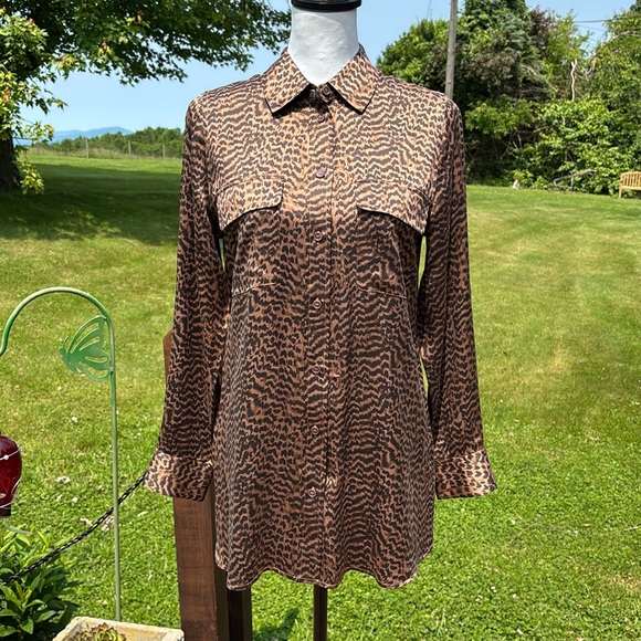 Soft Surroundings Silk 💯 Animal Print Brown Button Blouse Women Size XS - Picture 3 of 12